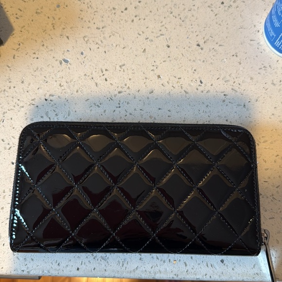 NWT Chanel patent leather wallet - Picture 3 of 7